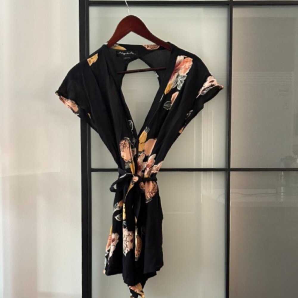Urban Outfitters Black Floral Romper Playsuit Indie Fairycore Coquette, Size M